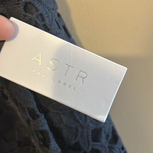 NWT, ASTR the label lace dress in navy, L - Picture 2 of 9